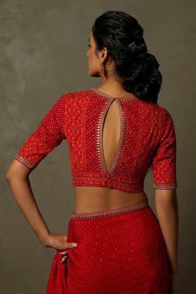 Blouse Back Neck Design with Border1