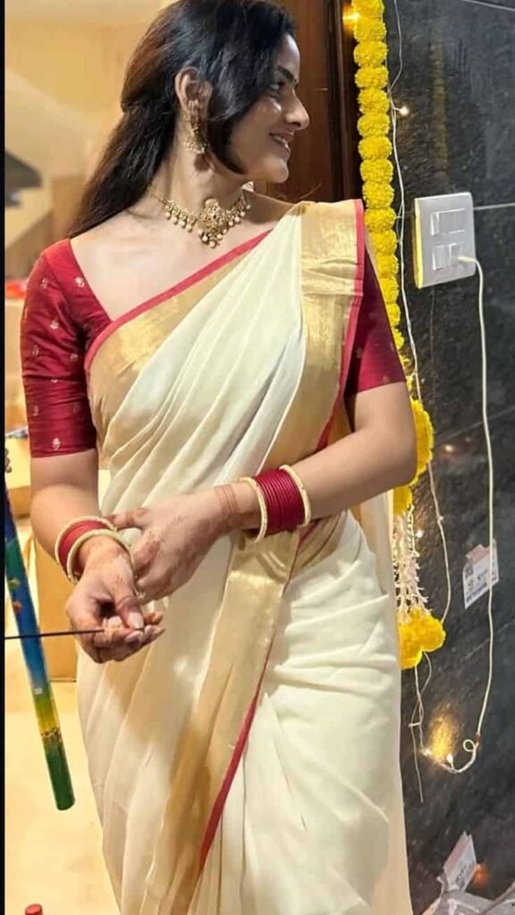 Blouse Colour Combination for Kerala Saree2