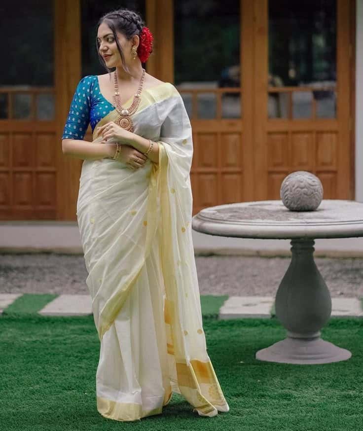Blouse Colour Combination for Kerala Saree6