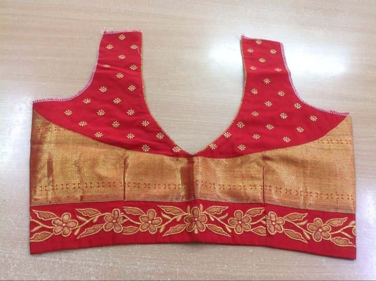 Blouse with border patchwork
