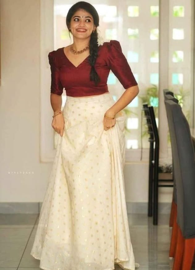 Kerala Skit and Blouse Design1