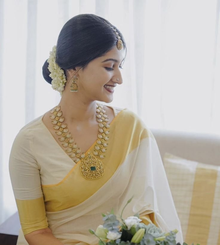 Simple Kerala Saree Blouse Design