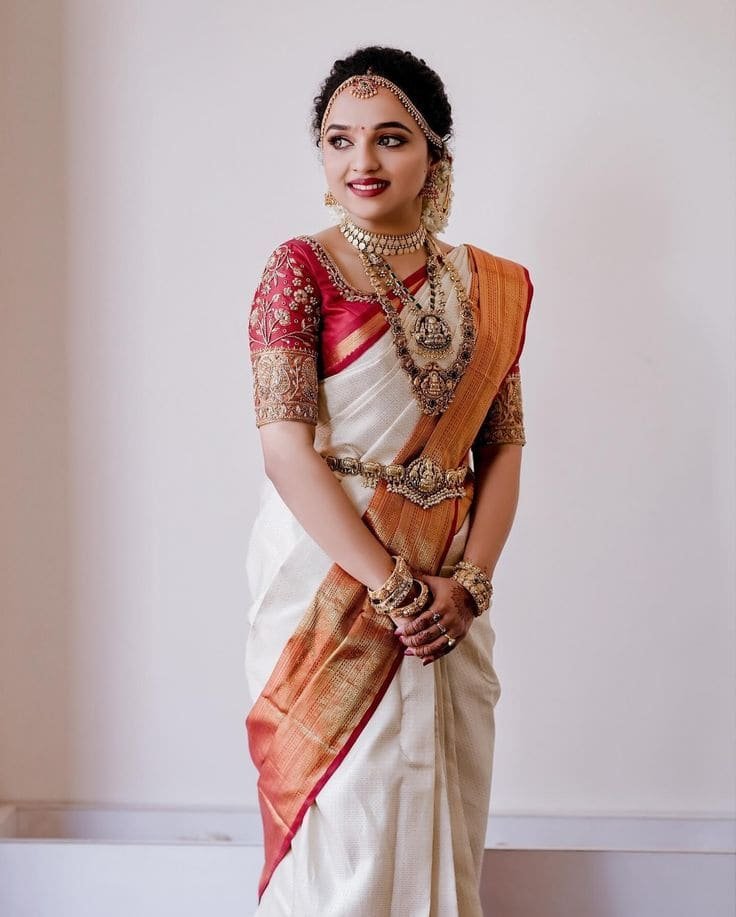 Traditional Blouse Border Styles