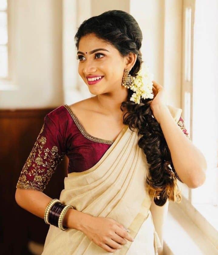 Velvet Blouse Designs for Kerala Saree1