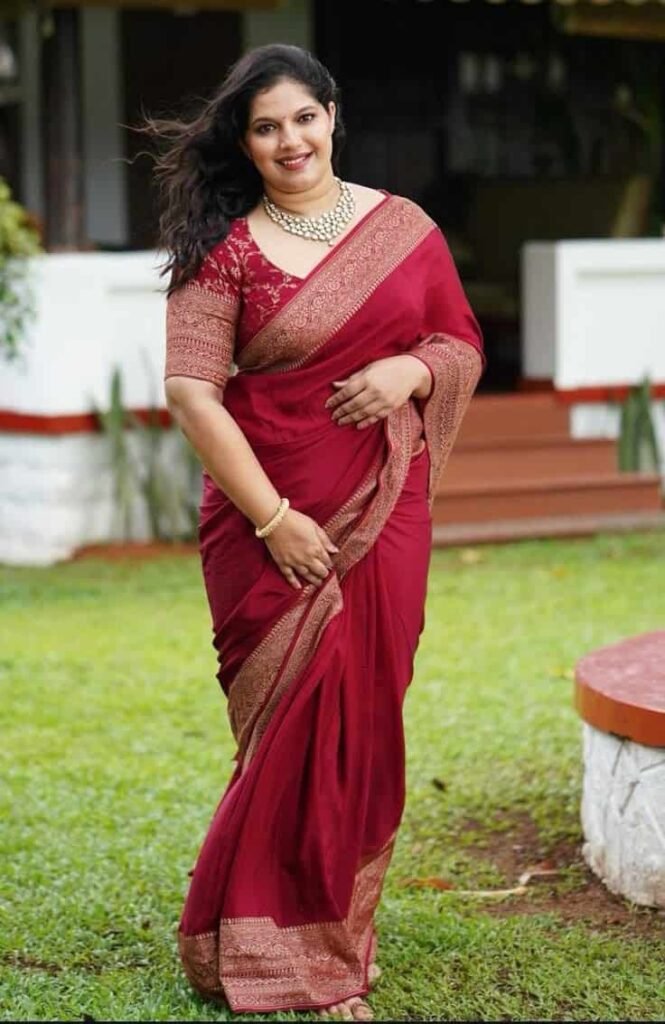 Red Brocade Blouse Designs