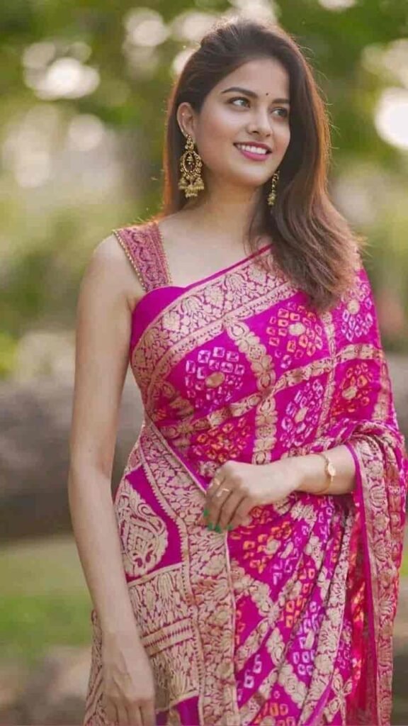 modern sleeveless blouse design