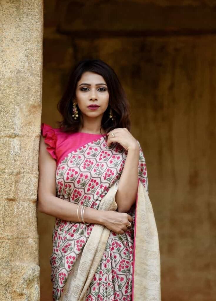 sleeveless frill blouse design