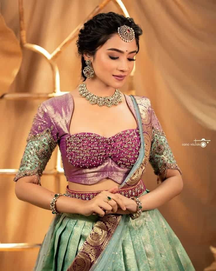 Stylish Lehenga Blouse Design