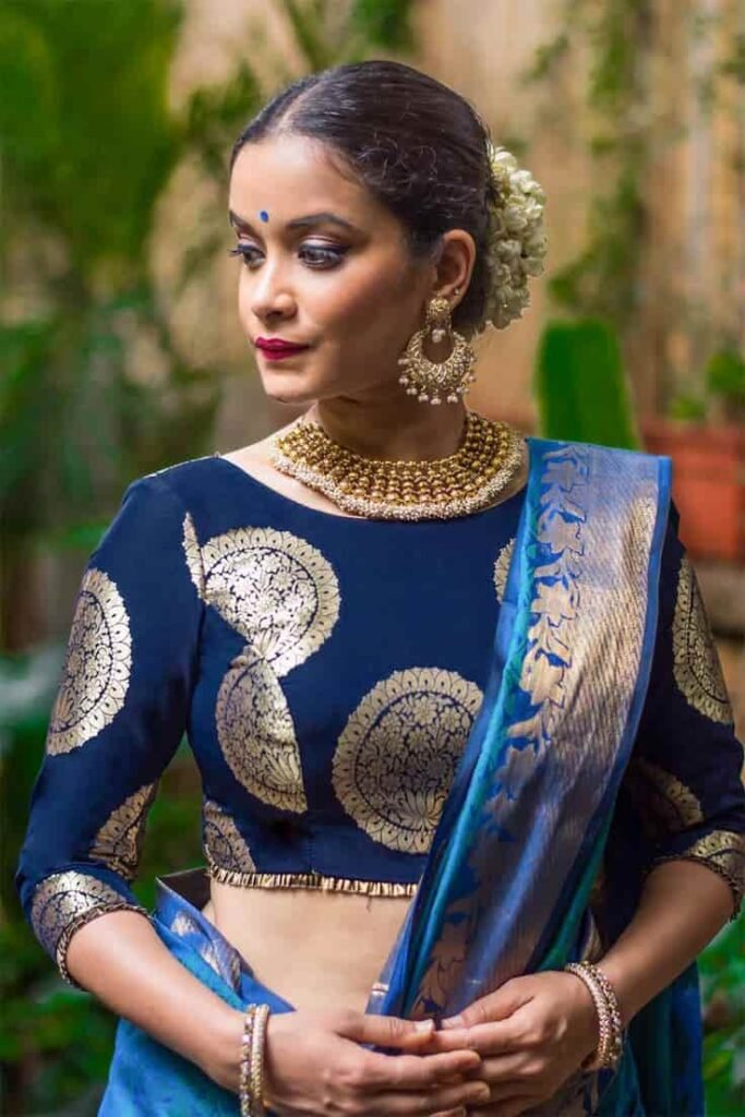 Trendy Back Boat Neck Blouse Designs