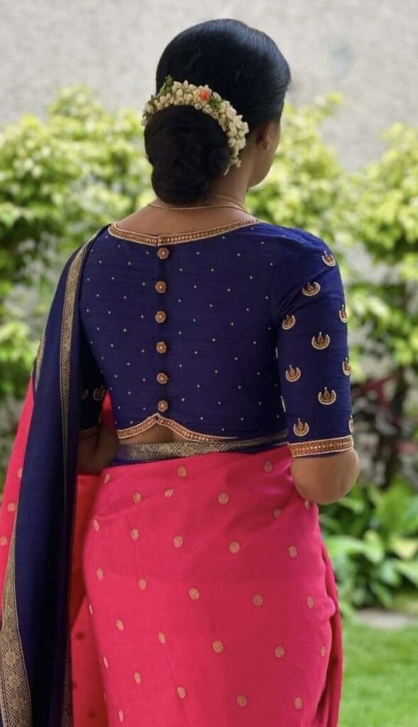 Princess Cut Back Hook Blouse Design