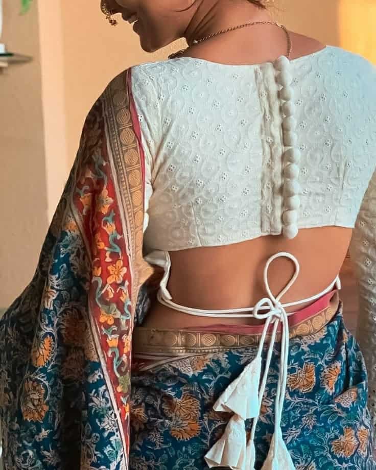 High Neck Blouse with Dori