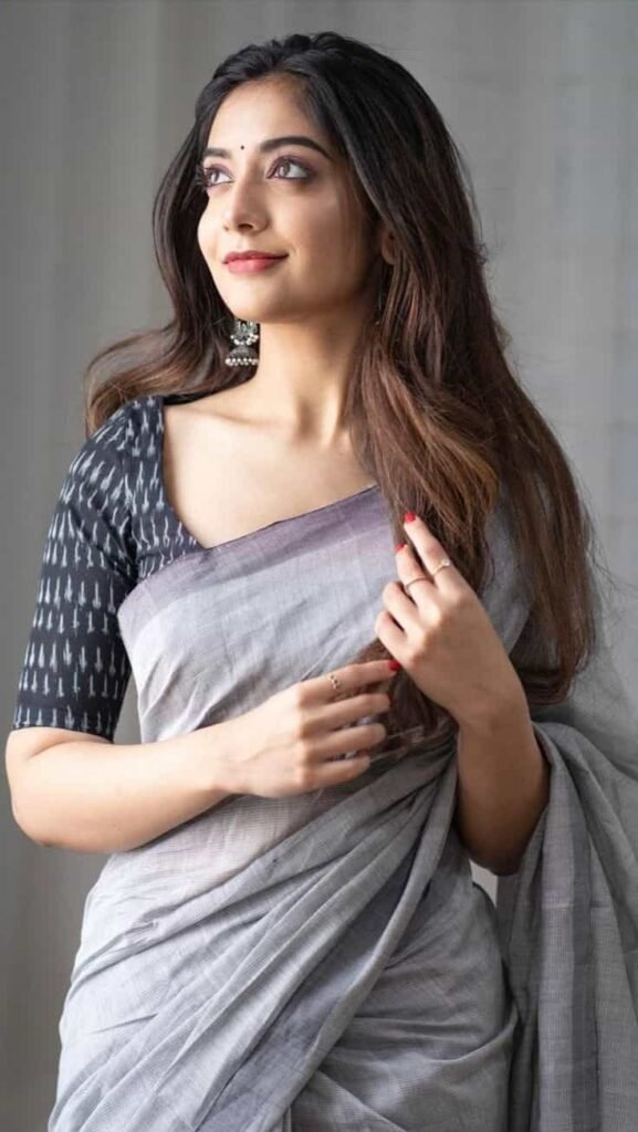 Plain Saree with Printed Blouse