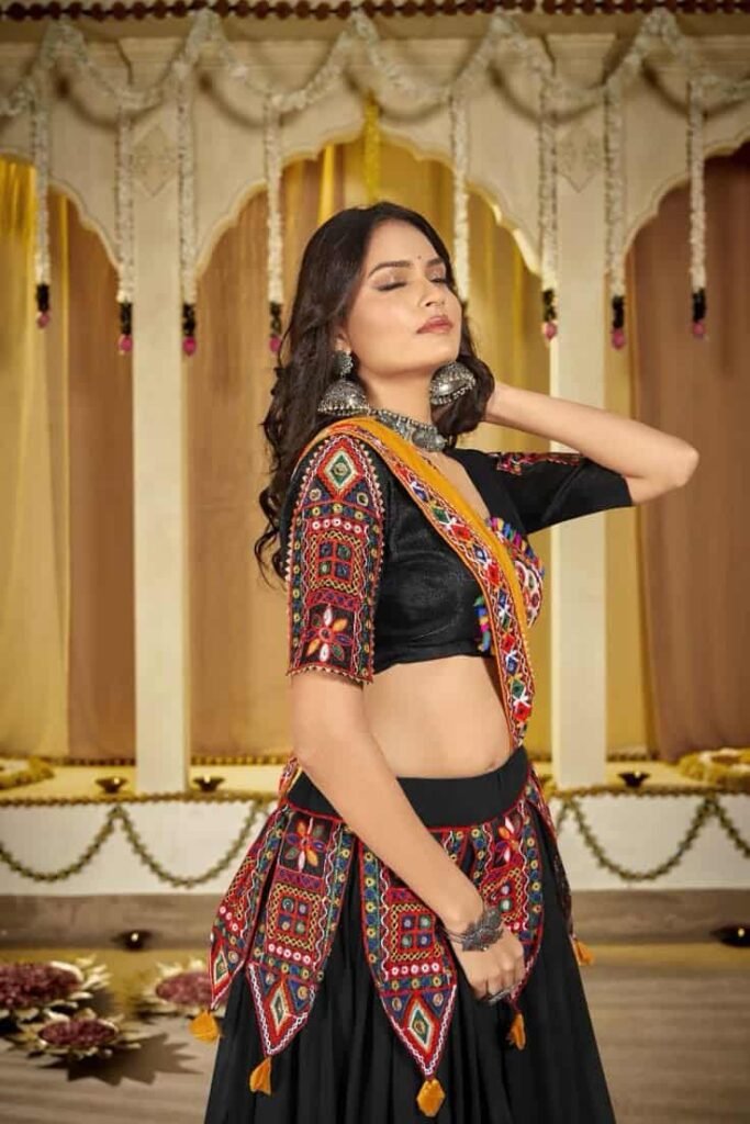 Trending Navratri Blouse Design