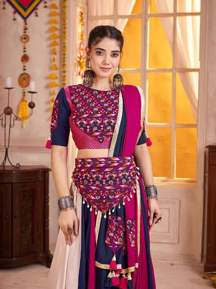 Heavy embroidered front blouse design for Navratri