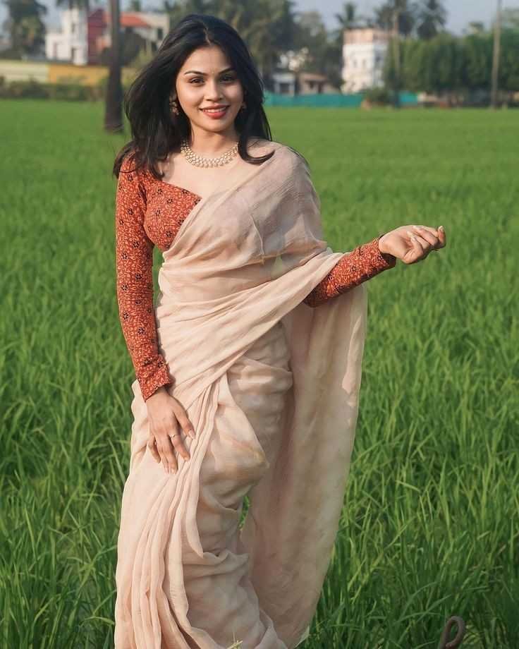 Simple Long Sleeve Blouse Design