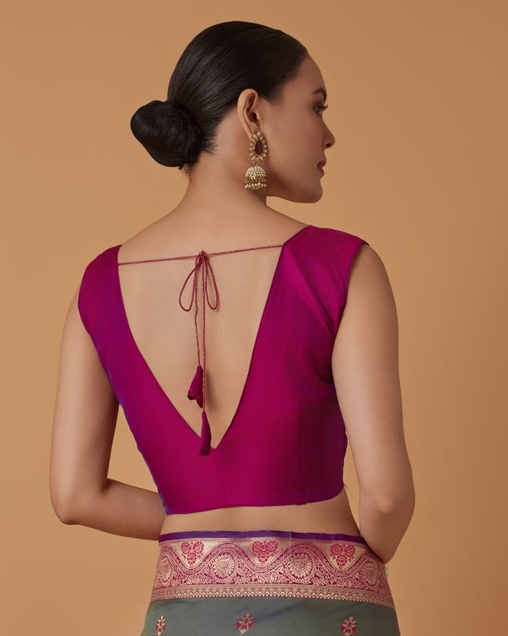 V Shape Blouse Back Design with Dori