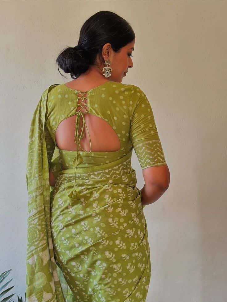 Blouse Back Design with Dori