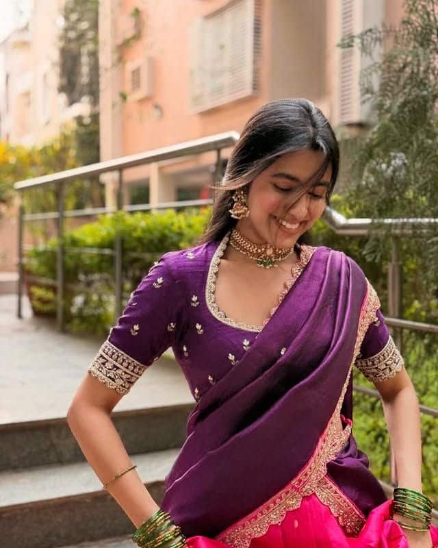 Half Saree Blouse Designs Green Colour