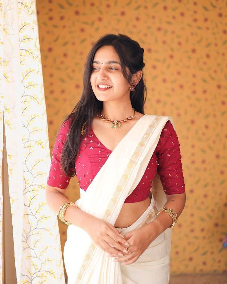 Stylish Front Blouse Design